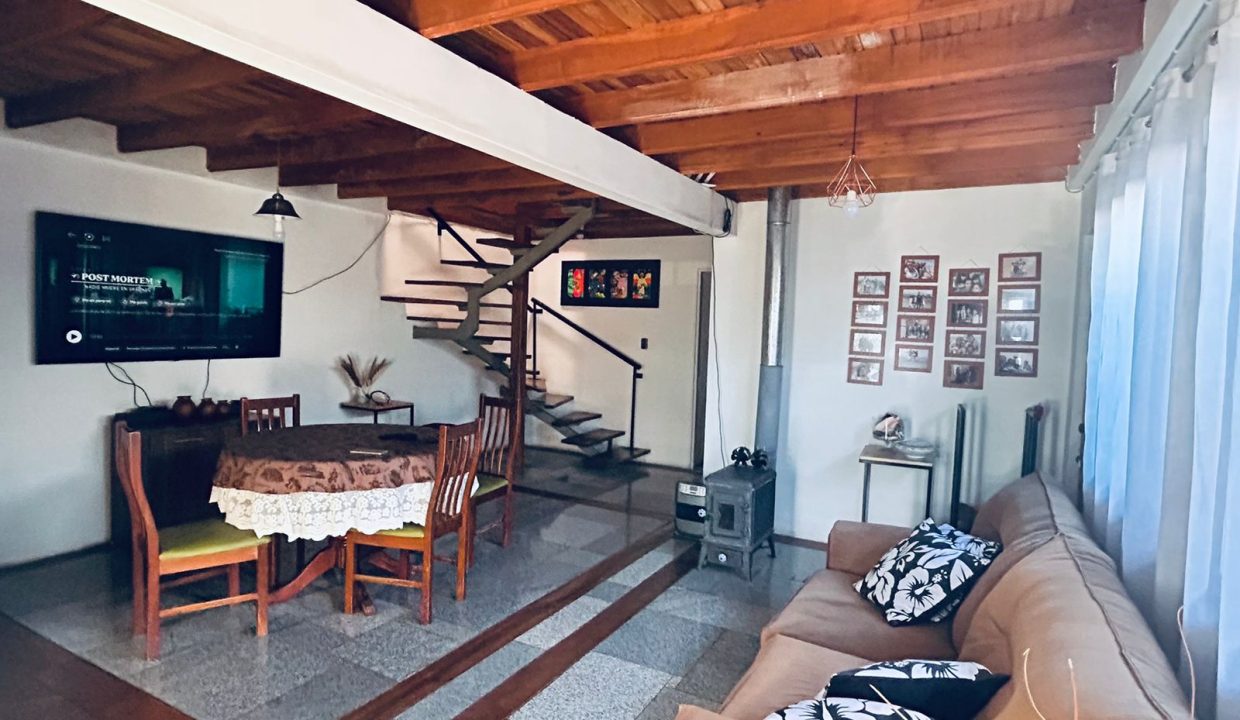 motion_photo_6861746770729349730